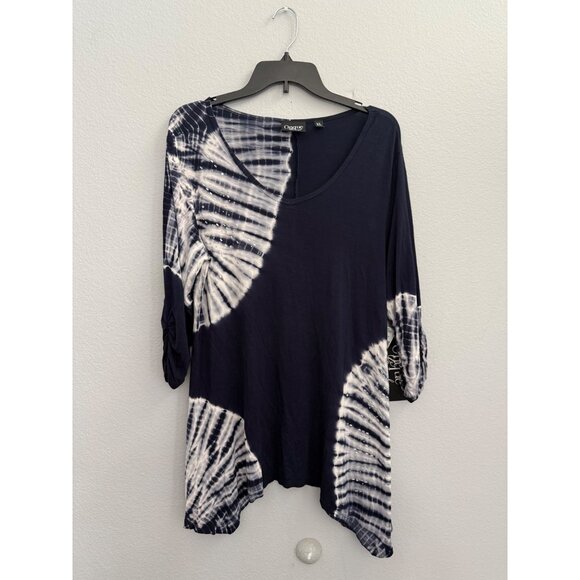 Onque Black and White Long Blouse NWT - Picture 1 of 2